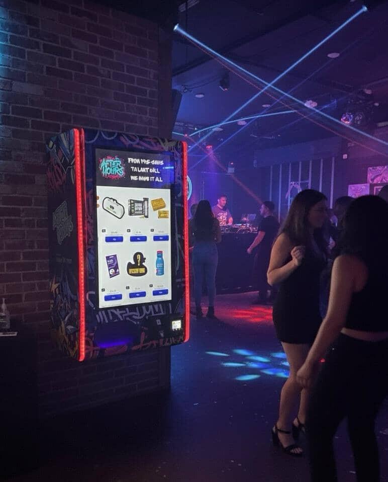 {{ product.title }} – {{ VTM }} for smart vending with cashless, age verification, and US support.