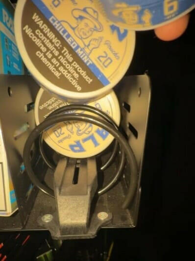 Smart Lifter for Nicotine Pouches – Coil Vending Machine Insert Accessories VapeTM 